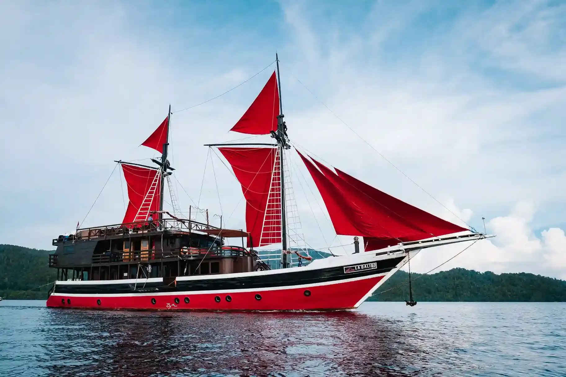 A luxury phinisi off Komodo