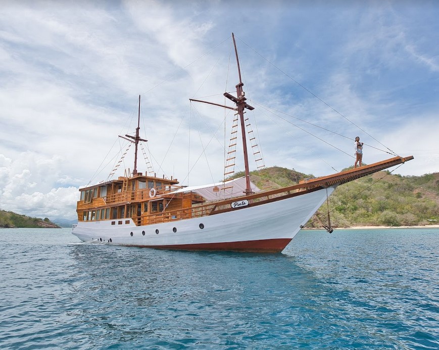How Much Does Building a Custom Phinisi Yacht in Bali Cost?