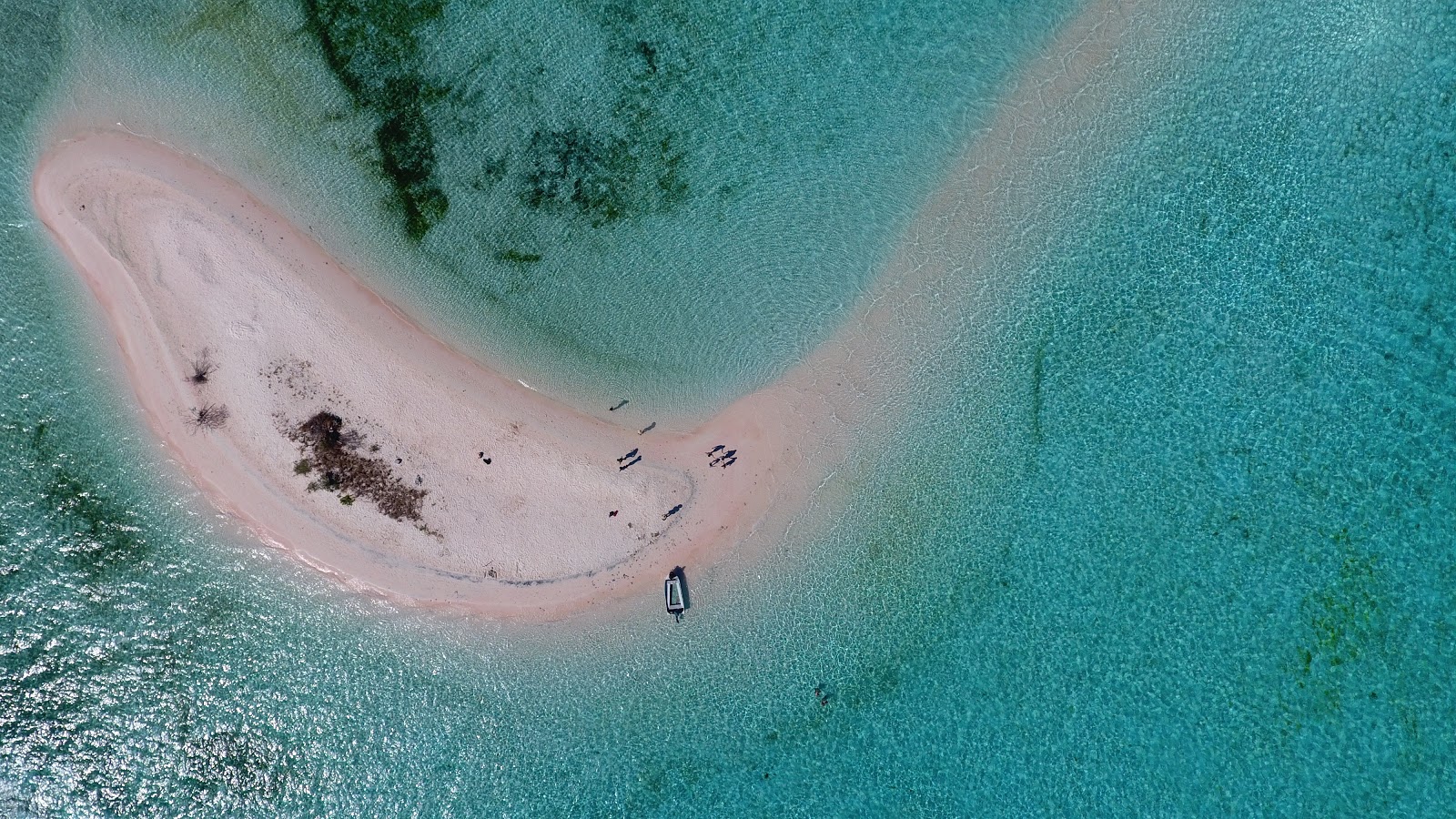 Offshore vs Indonesian Flag: Registration Strategies for Indonesian-Built Yachts